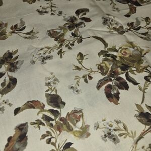 Anna Griffin Wyndham Fabrics Charlotte Collection Pattern 27230 – 3 Yds x 44"